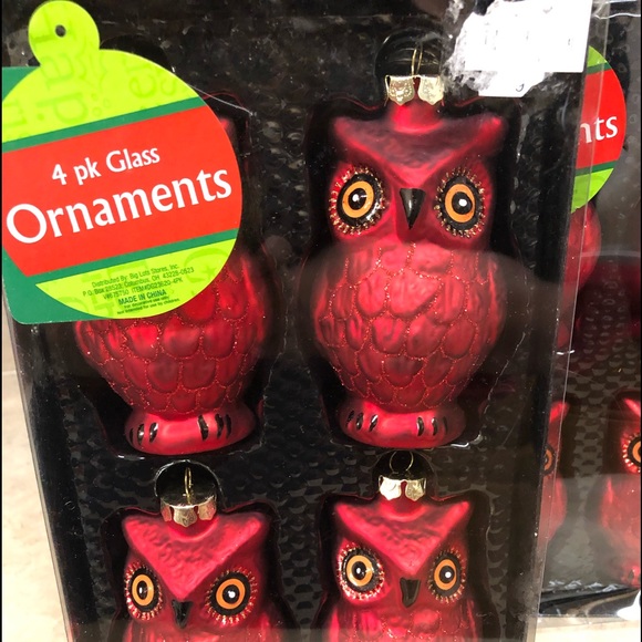 Red Owl Ornaments - Picture 1 of 3